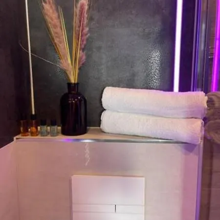 Tgha Luxury In アパート